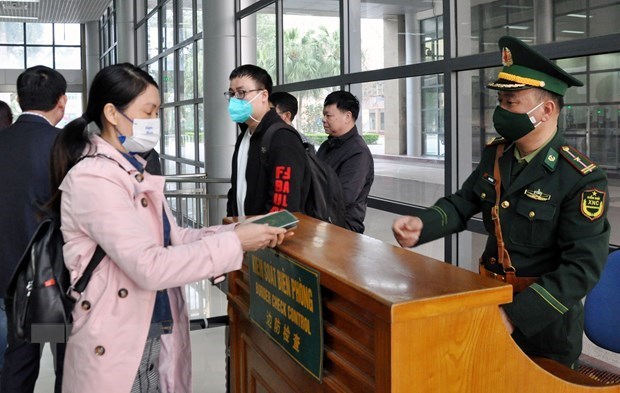 Puerta fronteriza internacional Mong Cai-Dongxing reanuda actividades regulares hinh anh 1