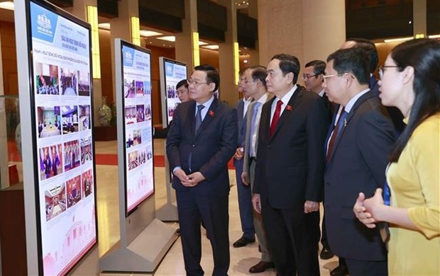 Parlamento de Vietnam traza tareas de relaciones exteriores en 2023 hinh anh 2