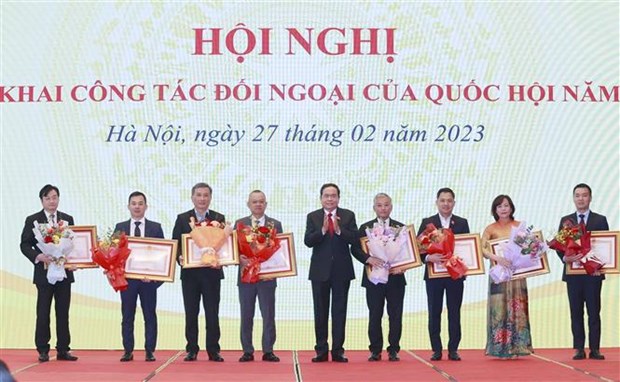 Parlamento de Vietnam traza tareas de relaciones exteriores en 2023 hinh anh 3