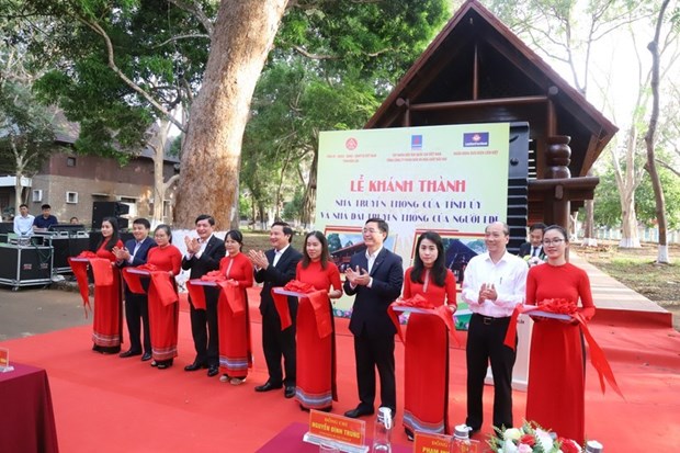 Promueven valores culturales de Vietnam a traves de nuevas obras hinh anh 1