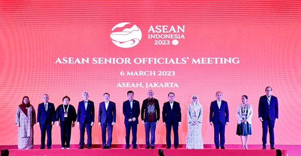Vietnam asiste a Reunion de Altos Funcionarios de la ASEAN hinh anh 1