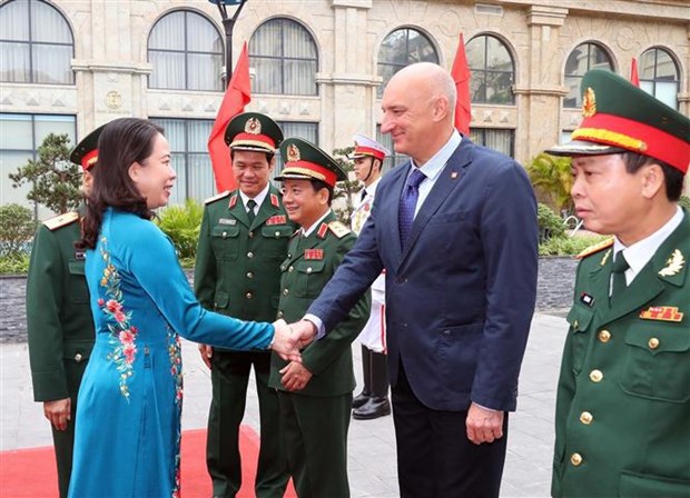 Otorgan Orden del Trabajo al Centro Tropical Vietnam-Rusia hinh anh 2
