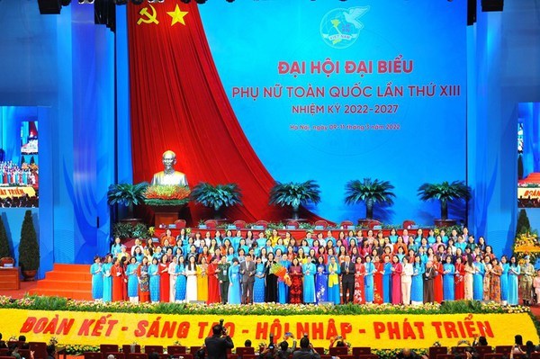 Destacan mayores aportes de mujeres vietnamitas a paz mundial hinh anh 2