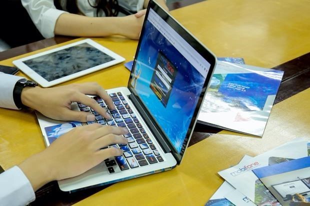 Empresas vietnamitas de tecnologia se esfuerzan por seguir tendencia mundial hinh anh 1