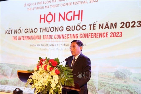 Vietnam promueve cooperacion y comercio internacional de cafe hinh anh 1