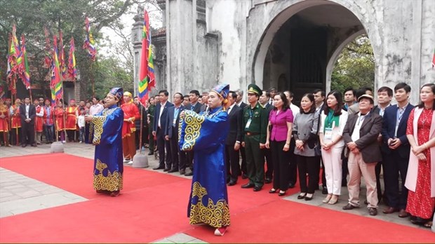 Localidades vietnamitas empenadas en preservar y promover festivales culturales hinh anh 1