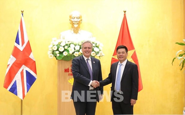 Vietnam y Reino Unido impulsan cooperacion en comercio y tecnologia verde hinh anh 1