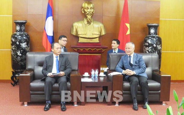 Vietnam y Laos estrechan cooperacion en comercio e industria hinh anh 1