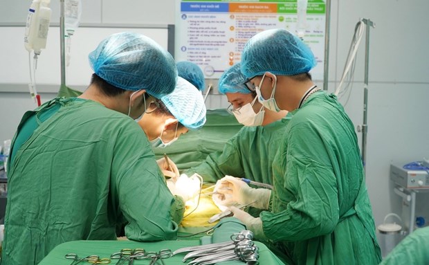 Hospital Cho Ray realiza mas de mil 100 trasplantes de rinon durante 30 anos hinh anh 1