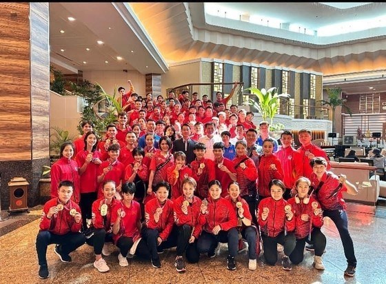 Conquista Vietnam primer lugar en Campeonato de Karate del Sudeste Asiatico hinh anh 1