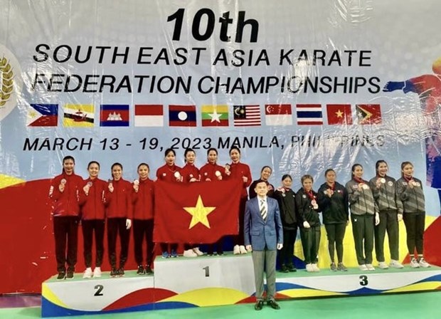 Equipo de karate de Vietnam conquista primer lugar en Torneo regional hinh anh 1