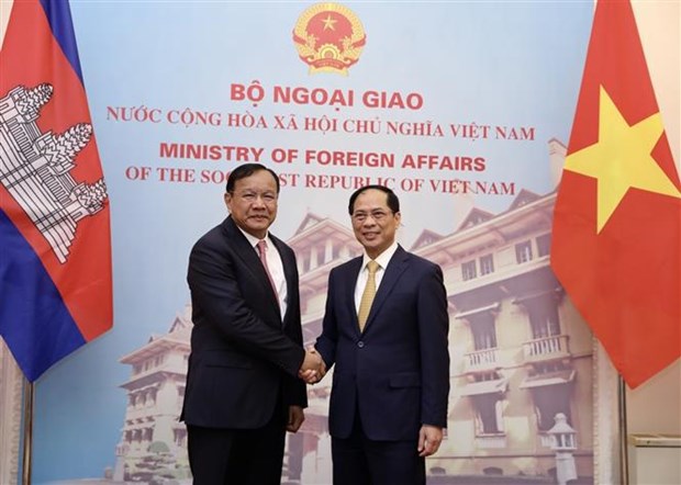 Vietnam y Camboya fomentan cooperacion multilateral hinh anh 2