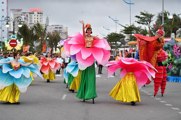 Ciudad vietnamita lanzara diversos programas culturales en dias festivos hinh anh 1