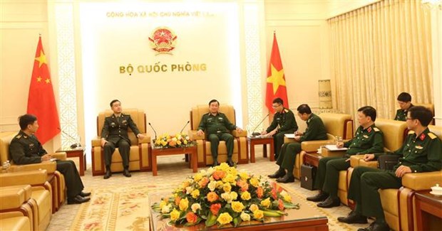 Agilizan lazos en defensa entre Vietnam y China hinh anh 1