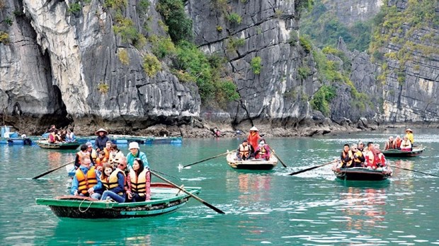 Vietnam recibe a 2,69 millones de viajeros extranjeros en el primer trimestre hinh anh 1