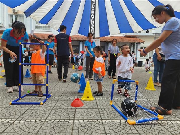 Celebran Festival Deportivo para adolescentes y ninos con discapacidad en Vietnam hinh anh 1
