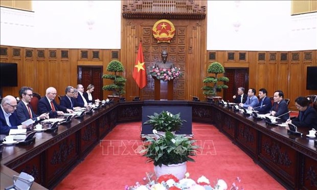 Viceprimer ministro de Vietnam recibe al presidente de Subcomision de Derechos Humanos del PE hinh anh 1