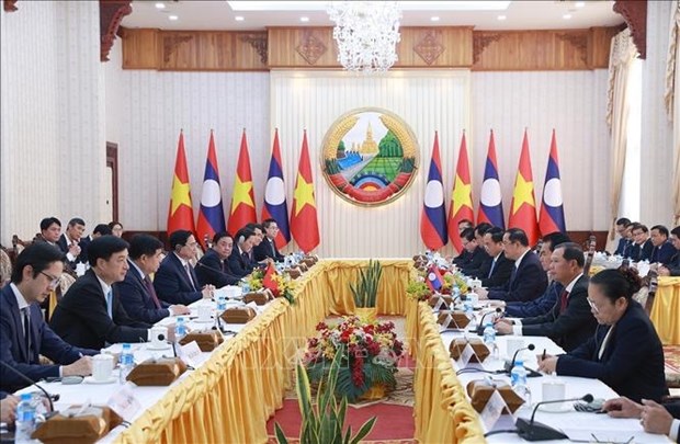 Premier vietnamita se reune con su homologo de Laos hinh anh 1
