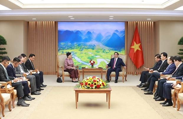 Premier vietnamita recibe a embajadora camboya hinh anh 1