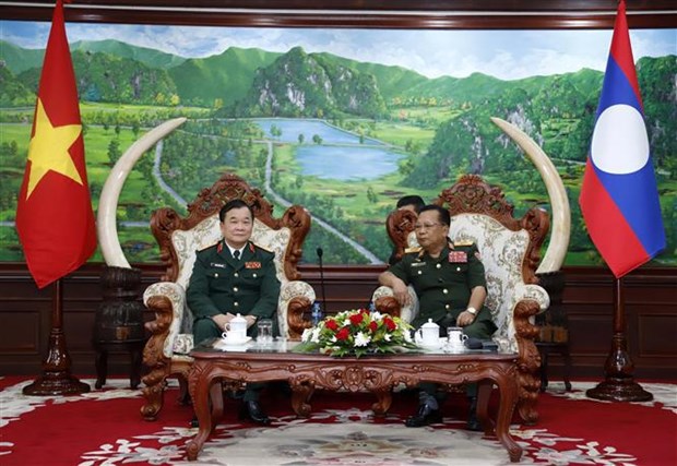 Vietnam y Laos intensifican cooperacion en defensa hinh anh 1