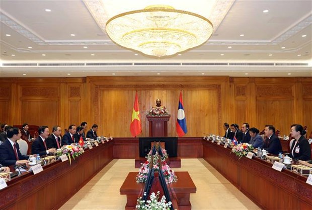 Patentizan esfuerzos por impulsar lazos multifaceticos Vietnam- Laos hinh anh 3