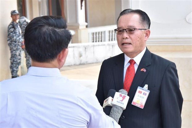Funcionarios laosianos subrayan exito de visita de presidente vietnamita hinh anh 2