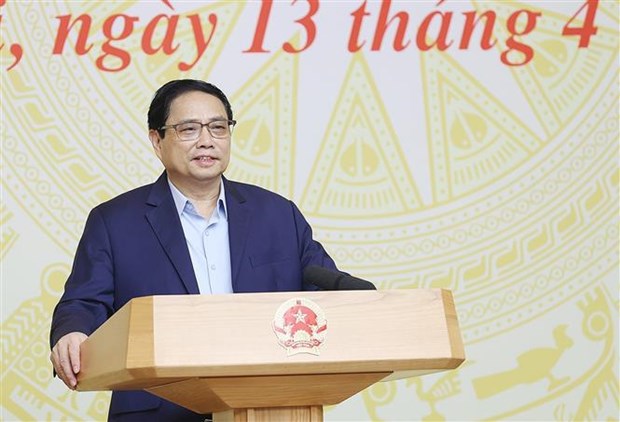 Primer ministro vietnamita insta a solventar dificultades de empresas hinh anh 1