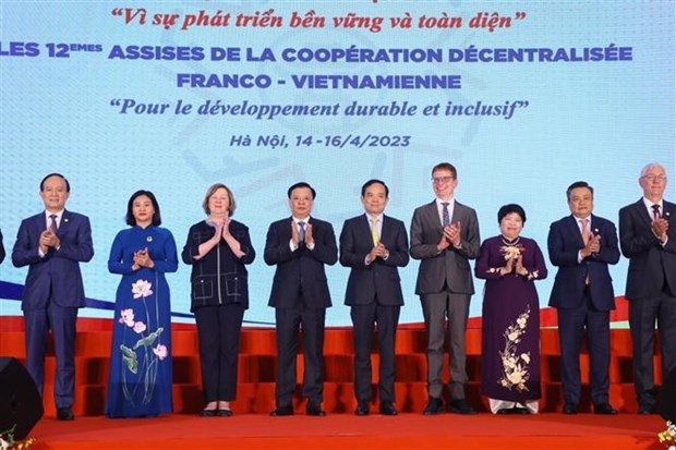 Exposicion fotografica resalta cooperacion multifacetica Vietnam- Francia hinh anh 2