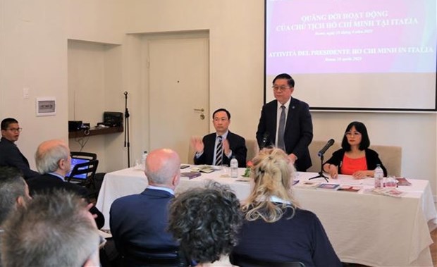 Efectuan seminario internacional sobre vida del Presidente Ho Chi Minh en Italia hinh anh 1