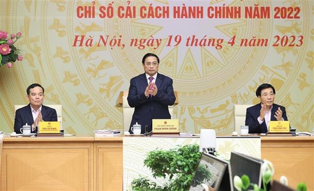 Reforma administrative es una de las tres tareas estrategicas de Vietnam, afirma premier hinh anh 1
