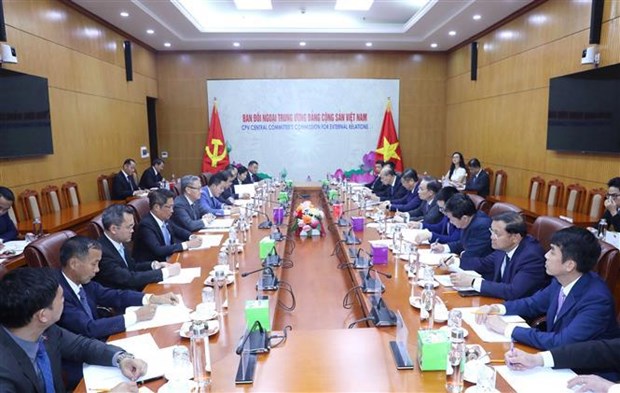 Vietnam y Laos fortalecen sus nexos de gran amistad y solidaridad especial hinh anh 1