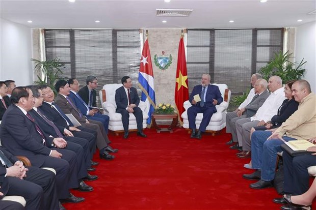 Titular parlamentario de Vietnam dialoga con primer ministro cubano hinh anh 2