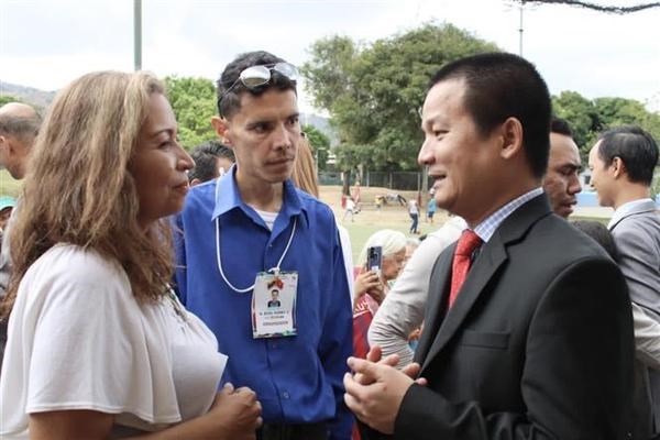 Fomentan Vietnam y Venezuela intercambio pueblo a pueblo hinh anh 2