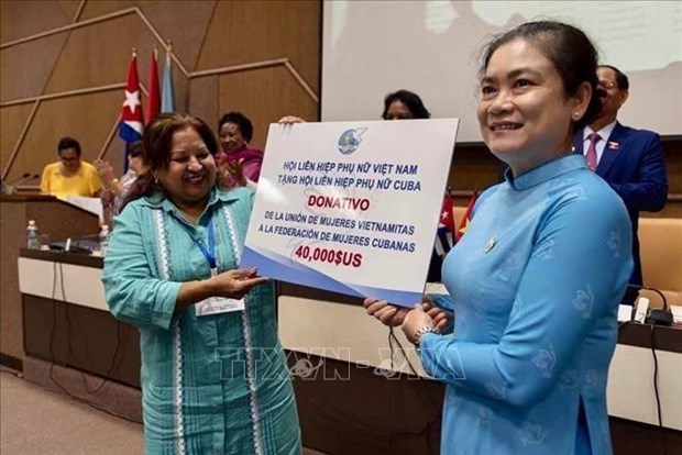 Seminario destaca el papel de mujeres vietnamitas y cubanas en el desarrollo nacional hinh anh 3