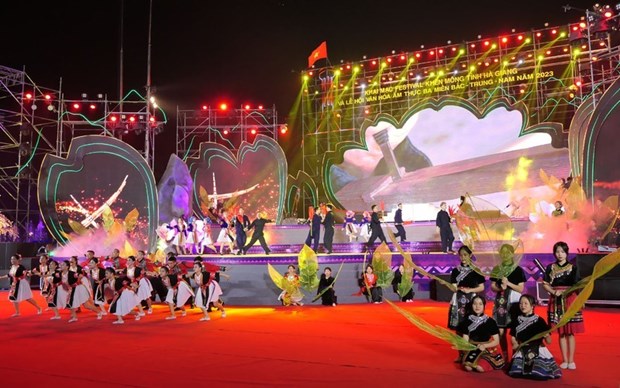 Inauguran en provincia vietnamita de Ha Giang festival de khen H'Mong hinh anh 1