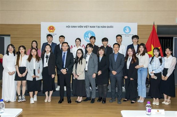 Trabaja activamente Asociacion de Estudiantes Vietnamitas en Corea del Sur hinh anh 2