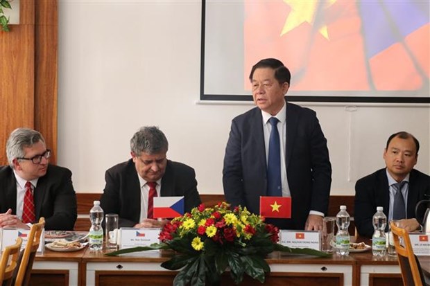 Fomenta Partido Comunista de Vietnam relaciones con partidos politicos de Republica Checa hinh anh 1