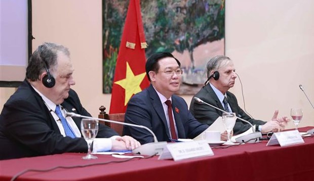 Aprecian 50 anos de relaciones diplomaticas Vietnam- Argentina hinh anh 1