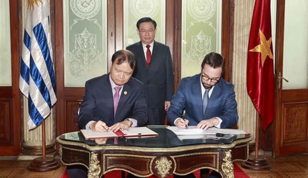 Fomentan Vietnam y Uruguay relaciones parlamentarias hinh anh 1