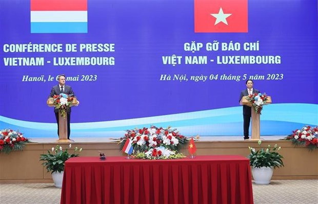 Premier vietnamita conversa con su homologo luxemburgues hinh anh 3