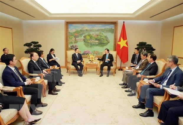 Vicepremier vietnamita recibe a dirigentes de grupos de China y Japon hinh anh 2