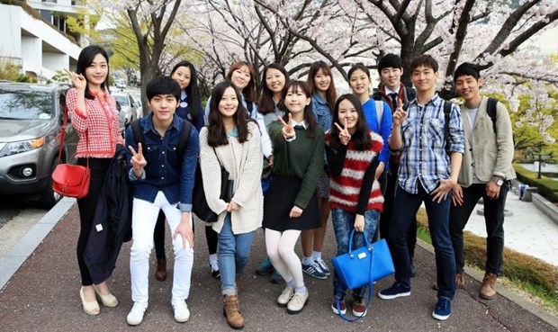 Vietnam en segundo lugar en cifra de estudiantes foraneos en Corea del Sur hinh anh 1