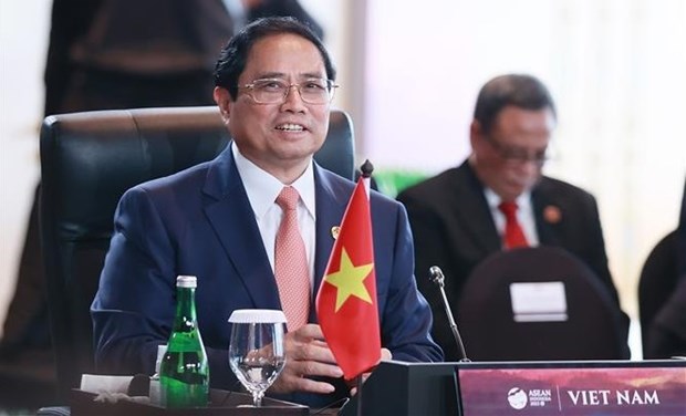 Premier vietnamita participa en dialogos sobre Comunidad de ASEAN hinh anh 1