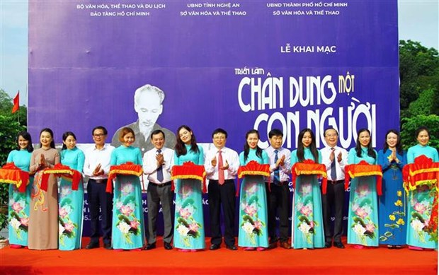 Aprecian valores de los legados del Presidente Ho Chi Minh hinh anh 2