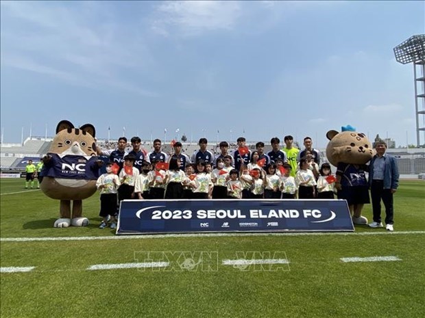 Celebra club de futbol surcoreano el Dia de Vietnam en Seul hinh anh 1