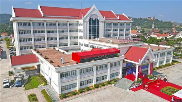 Inauguran Hospital de Amistad Laos-Vietnam hinh anh 1