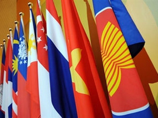 Promueven nexos comerciales entre Vietnam y ASEAN hinh anh 1
