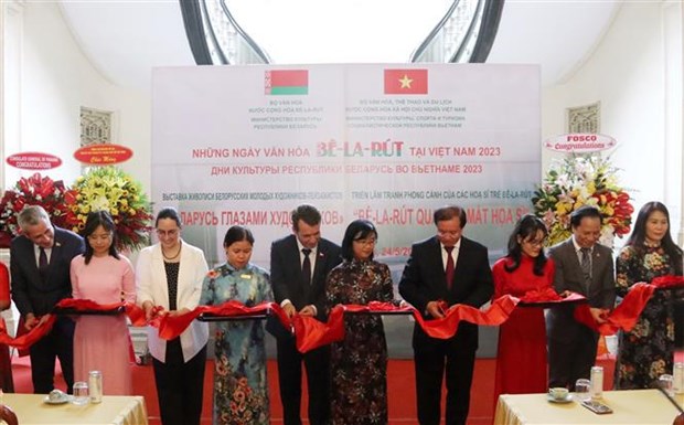 Promueven Vietnam y Bielorrusia cooperacion cultural y artistica hinh anh 2