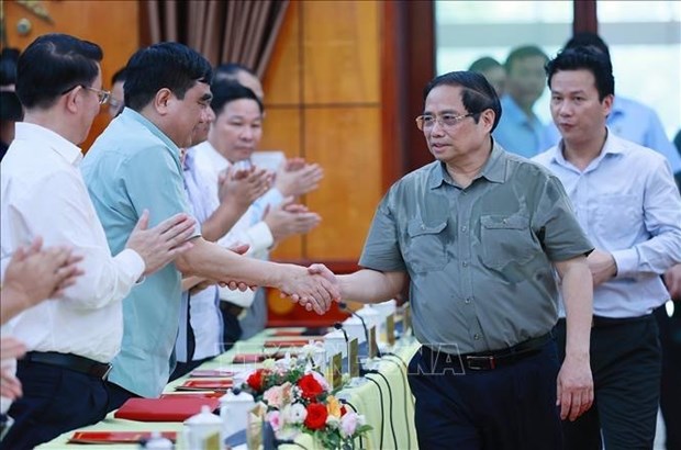 Primer ministro urge a Ha Giang elaborar mecanismos y politicas para el desarrollo hinh anh 2