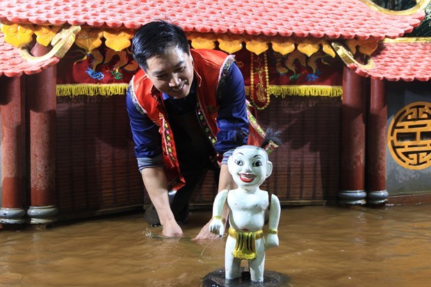 Hanoi por conservar el arte tradicional de las marionetas acuaticas hinh anh 1